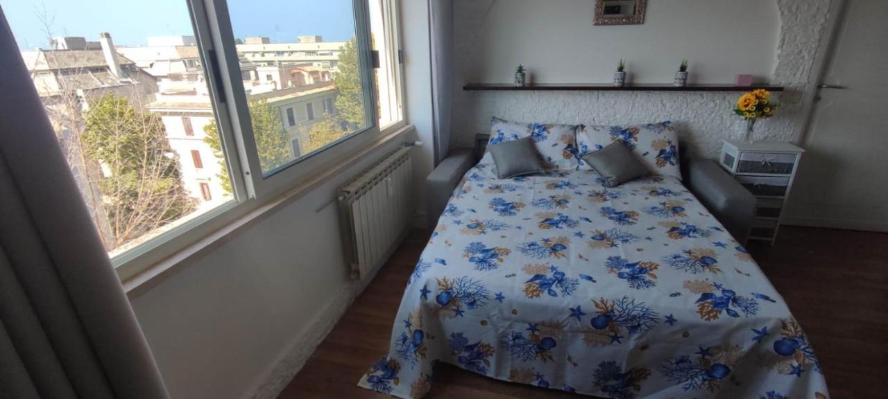 Apartmán Attico Girasole Lido di Ostia Exteriér fotografie